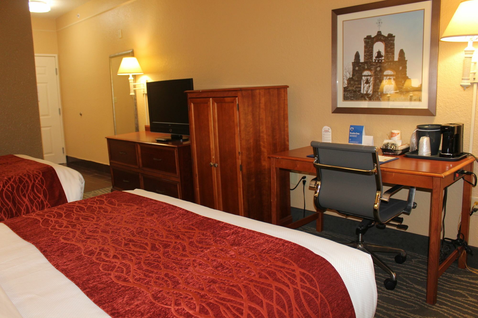 Comfort Inn & Suites Near Six Flags & Medical Center San Antonio Exterior foto